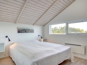 4 bedrooms, internet