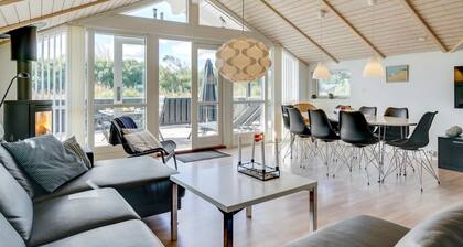 "Aria" - 1.2km from the sea by Interhome