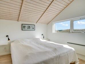 4 bedrooms, internet