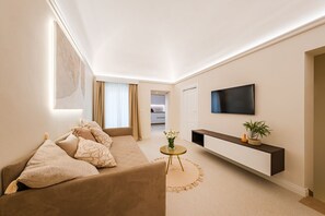 TV - A refined stay for an unforgettable holiday (Monopoli)