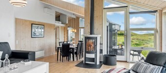 "Simona" - 300m from the sea by Interhome