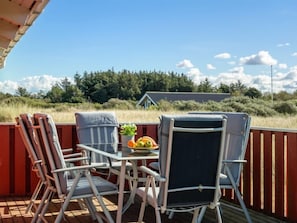 Ulkoruokailutilat