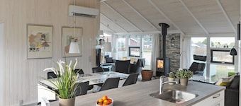 "Mathias" - 625m from the sea by Interhome