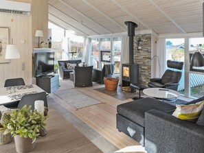 TV, fireplace, DVD player - "Mathias" - 625m from the sea by Interhome (Hirtshals)