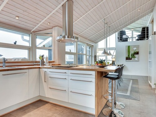 "Rodna" - 452m from the sea by Interhome