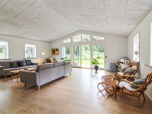 "Hela" - 1.4km from the sea by Interhome