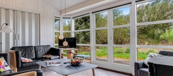 "Hauke" - 478m from the sea by Interhome