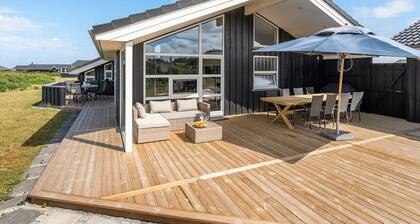 "Lex" - 150m from the sea by Interhome