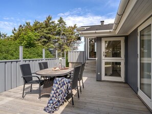 Outdoor dining - "Wolfger" - 350m from the sea by Interhome (Hjørring)