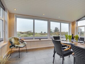 Dining - "Wolfger" - 350m from the sea by Interhome (Hjørring)