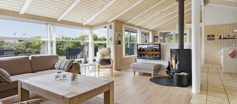 "Tatyana" - 1.0km from the sea by Interhome