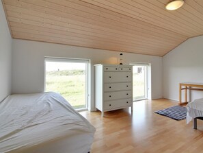 3 bedrooms, internet