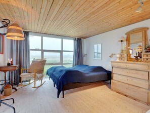 3 bedrooms, WiFi