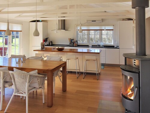 "Ava" - 1km from the sea by Interhome