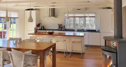 "Ava" - 1km from the sea by Interhome