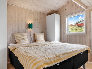 3 bedrooms, Internet