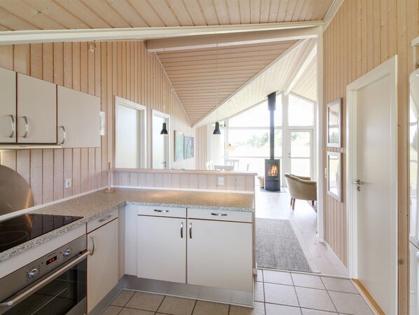Fridge, oven, dishwasher, highchair