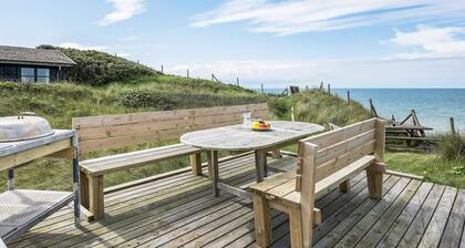 "Grazian" - 50m from the sea by Interhome
