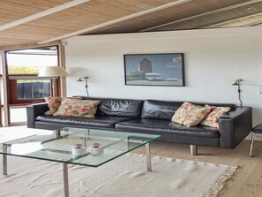 Tv, pejs, dvd-afspiller
