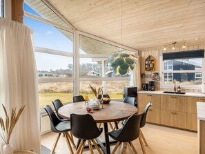Dining - "Zafirka" - 364m from the sea by Interhome (Hjørring)