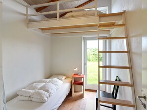 5 bedrooms, WiFi