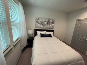 1 bedroom, iron/ironing board, free WiFi, bed sheets - 7 Minutes from Downtown Houston (Houston)