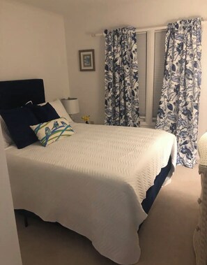 3 bedrooms, iron/ironing board, WiFi