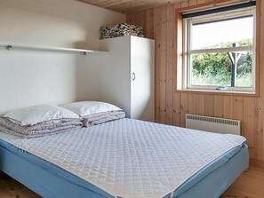 3 bedrooms, Internet