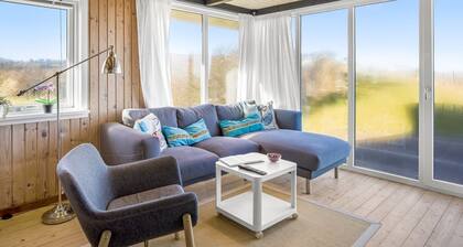 "Stella" - 700m from the sea by Interhome