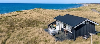 "Stintje" - 20m from the sea by Interhome