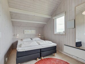 2 bedrooms, WiFi