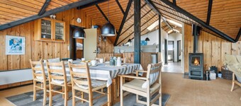 "Henri" - 500m from the sea by Interhome