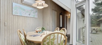 "Catarine" - 1.1km from the sea by Interhome