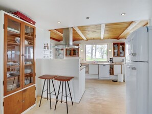 Frigorífic, microones i rentaplats