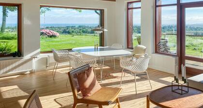 "Nella" - 1.2km from the sea by Interhome