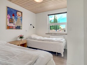 4 bedrooms, WiFi