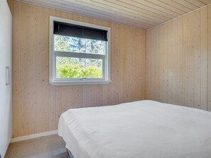 3 bedrooms, WiFi