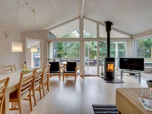 Dining - "Gothfred" - 1km from the sea by Interhome (Fjerritslev)