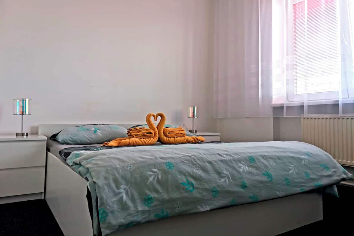 Classic Triple Room | Bed sheets