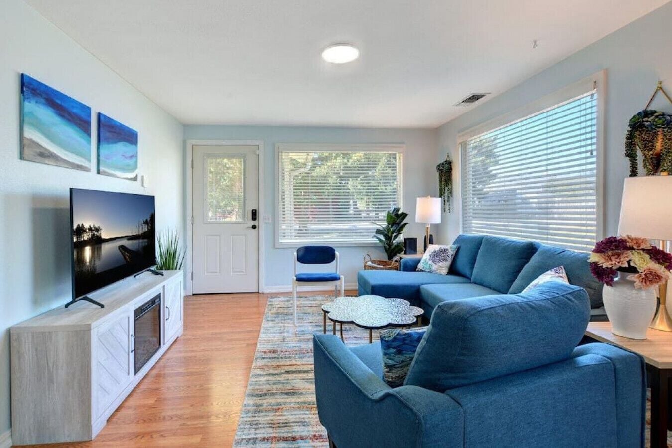 Fernseher, Kamin, Streaming-Dienste