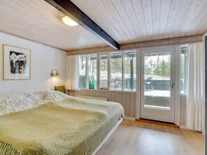 3 bedrooms, WiFi