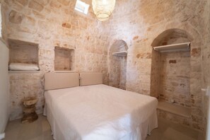 2 عدّة غرف نوم وواي فاي مجانًا وملاءات أسرّة