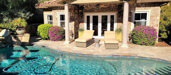 	
Adorable- Entire Guest House: Pool, Hot Tub, Beautiful Fountain & Huge Patio!