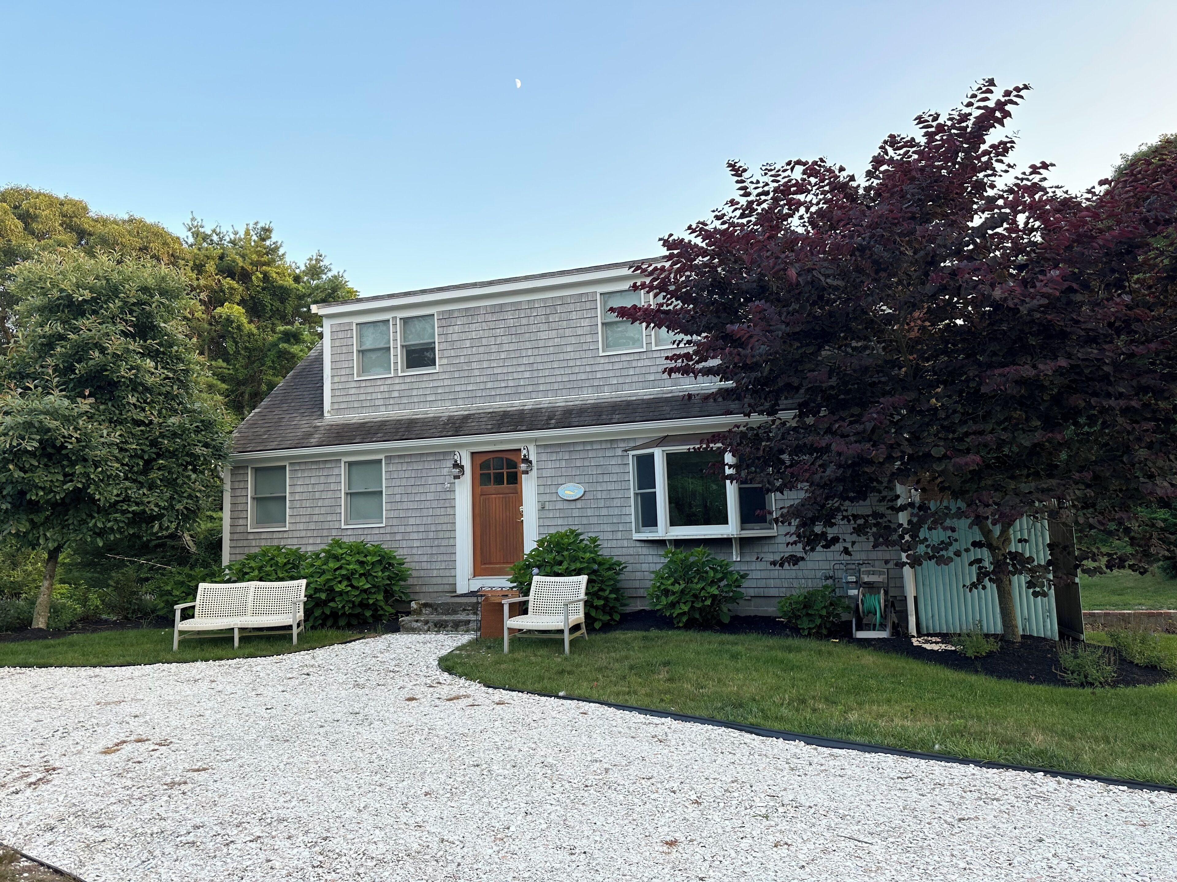 Desirable EAST ORLEANS close to Nauset Beach!