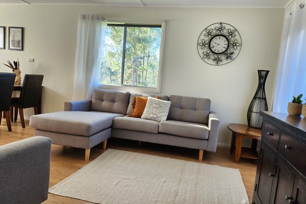 Smart TV, books, music library, stereo