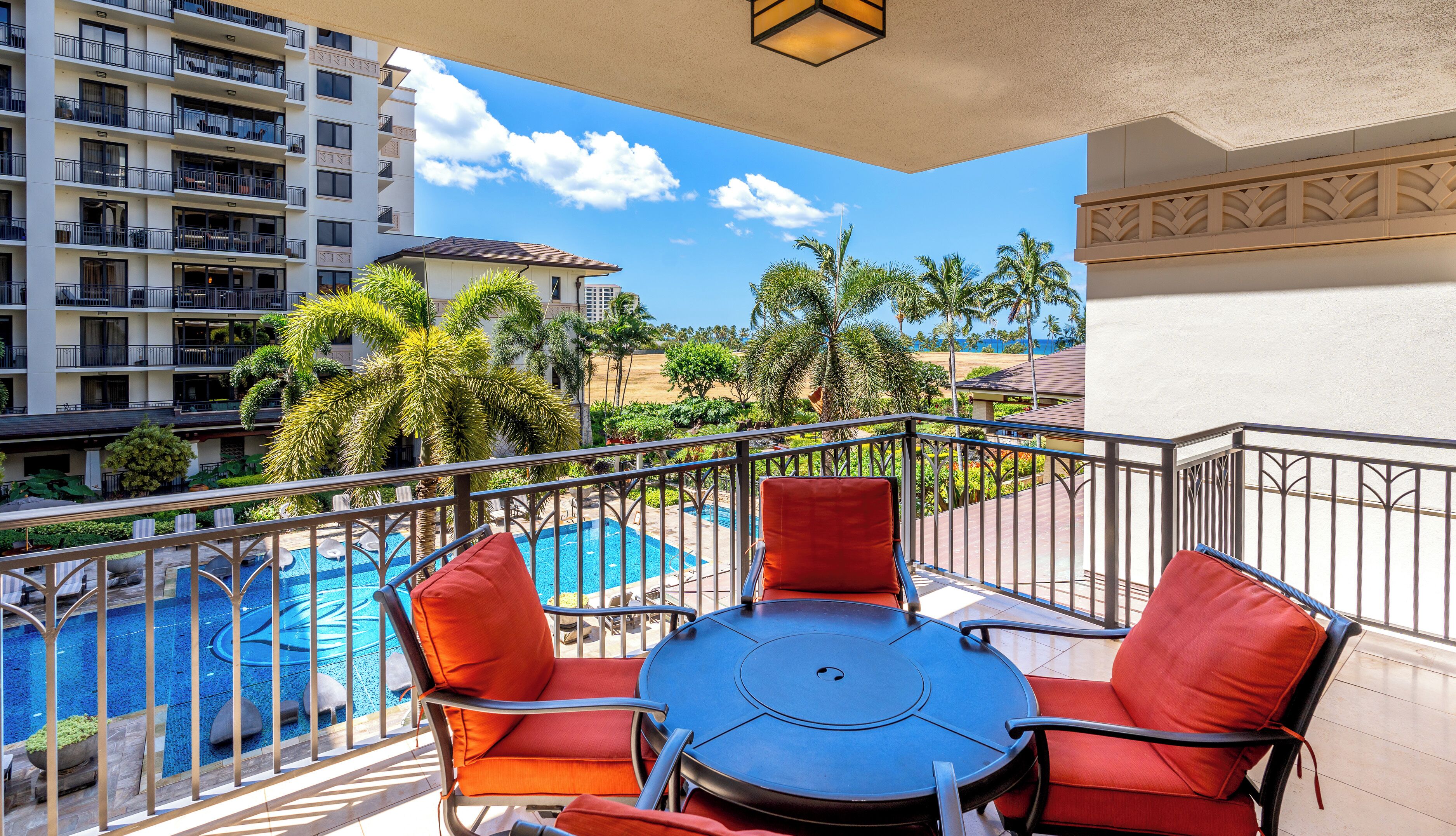 屋外ダイニングエリア