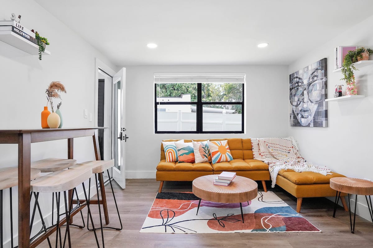 Deluxe Apartment | Living area