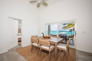 House, 4 Bedrooms | Dining
