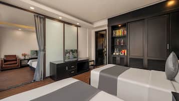 Deluxe Quadruple Room, 2 Bedrooms, 2 Bathrooms, River View | Television