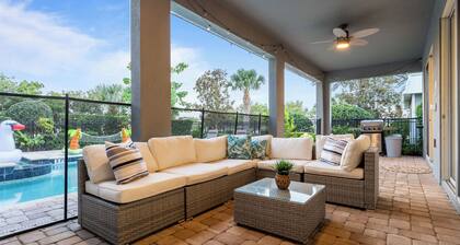 Disney Vacation Villa. Free Water park and Disney Shuttle. Themed Room.